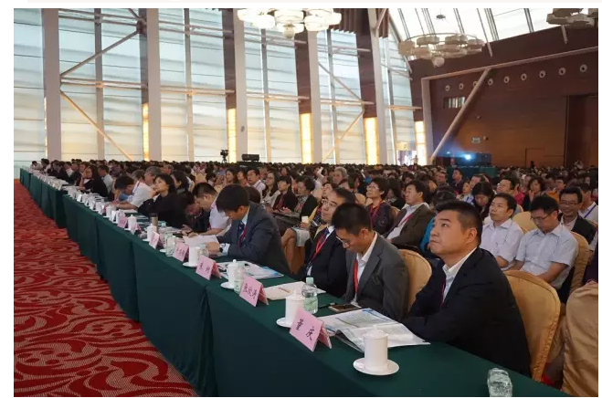 2015中国药品质量年会召开，权威专家剖析“十三五”国家药械监管战略